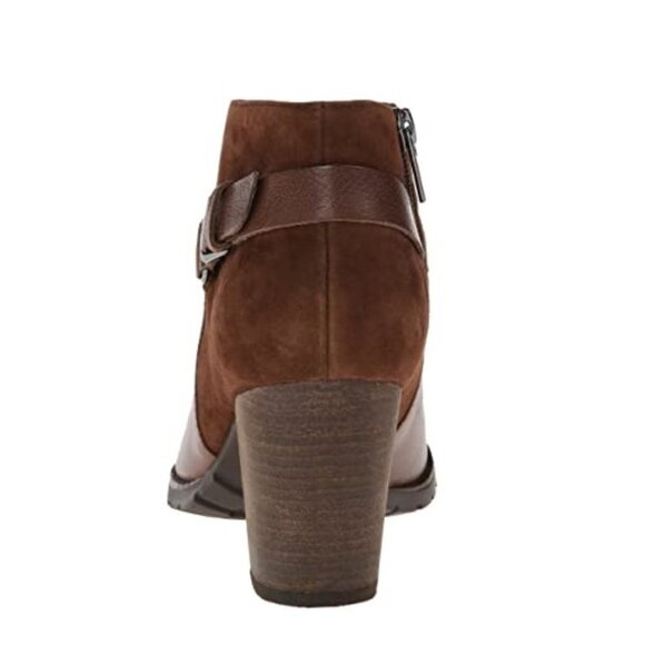Clarks Women's Mission Parker Chelsea Boot - Picture 7 of 8
